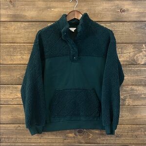 Time and Tru Forest Green sherpa snap up